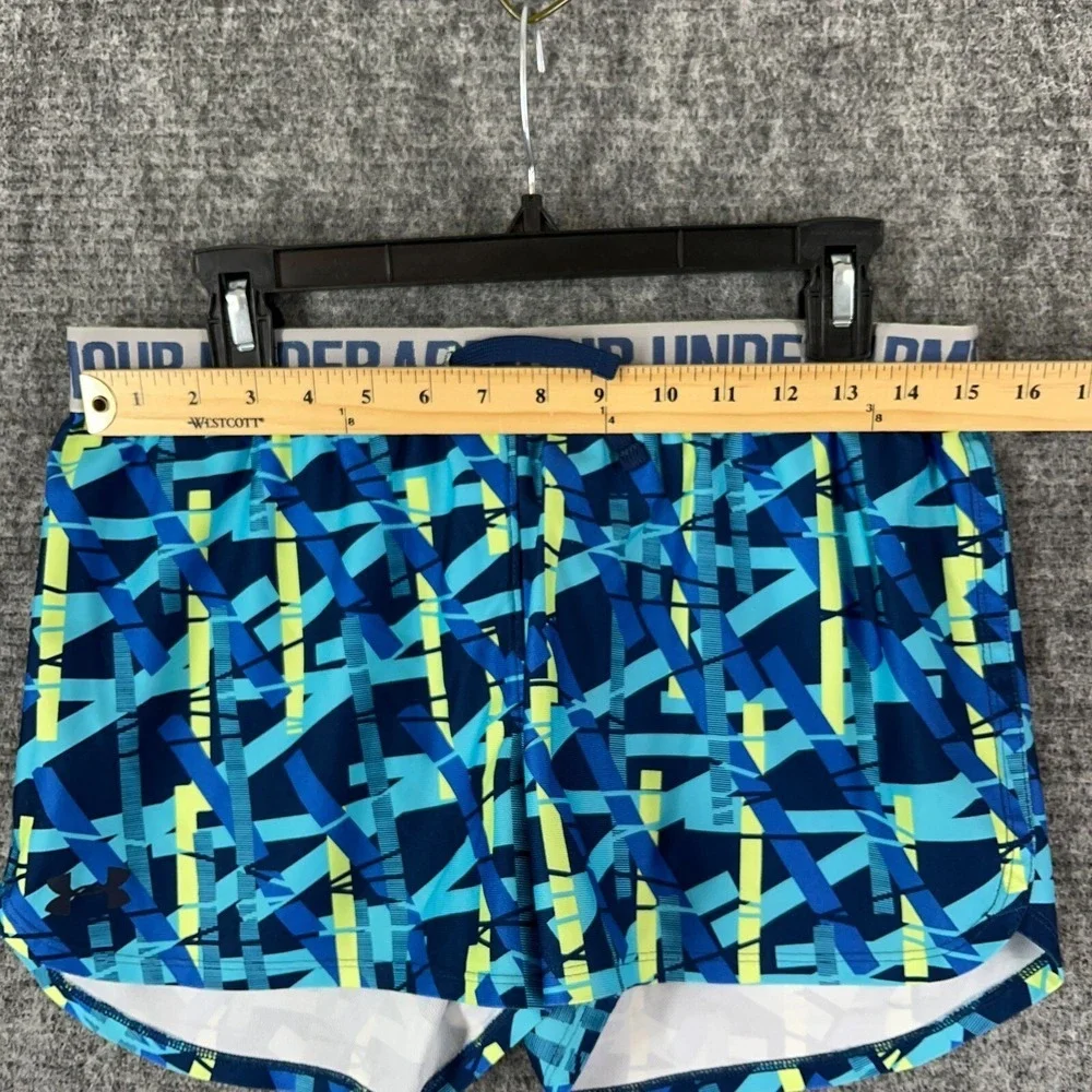 Under Armour Shorts Girls XL Loose Heatgear Activewear Gym Running Workout‎ Run